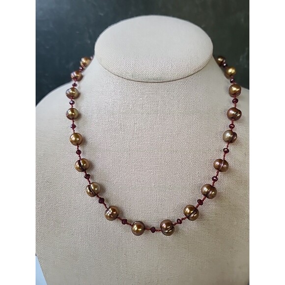 925 Sterling Silver Heart Shaped Clasp Garnet & Pearl Station Necklace Vintage - Picture 2 of 10